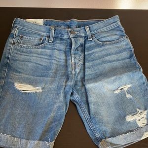 Hollister men’s shorts size 32